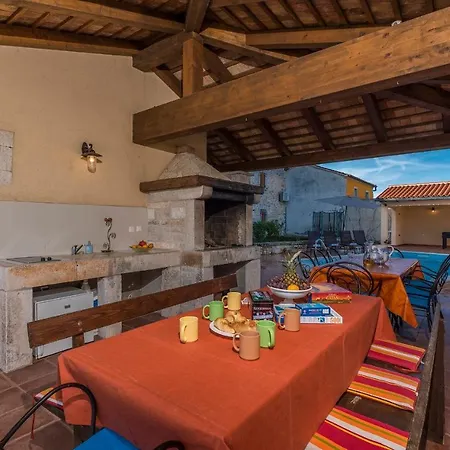 Villa Peresiji Villa