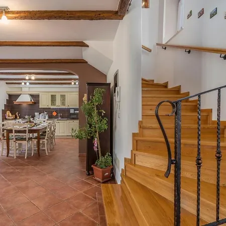 Villa Villa Peresiji
